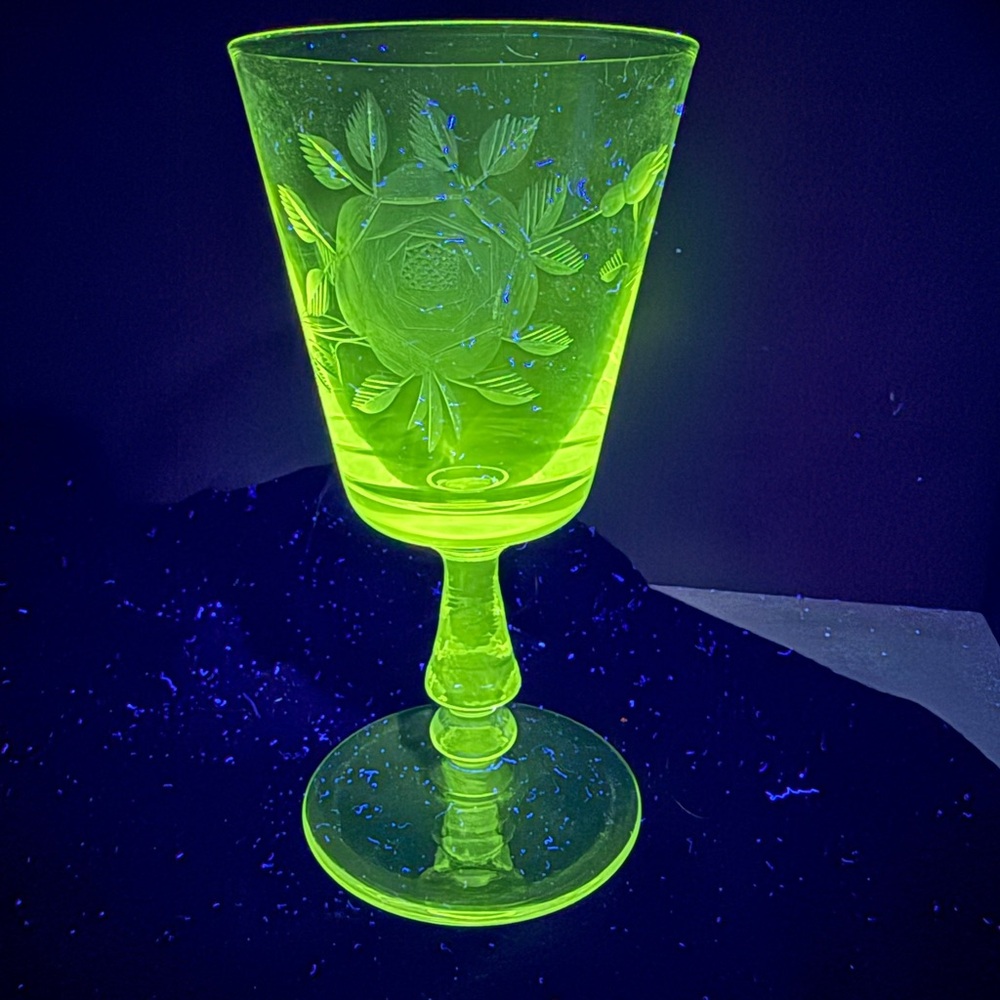 Vintage UV Reactive Cornflower Crystal Water Glass Etched Floral Stem